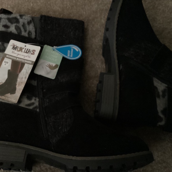 Muk Luks Boots - Picture 2 of 5